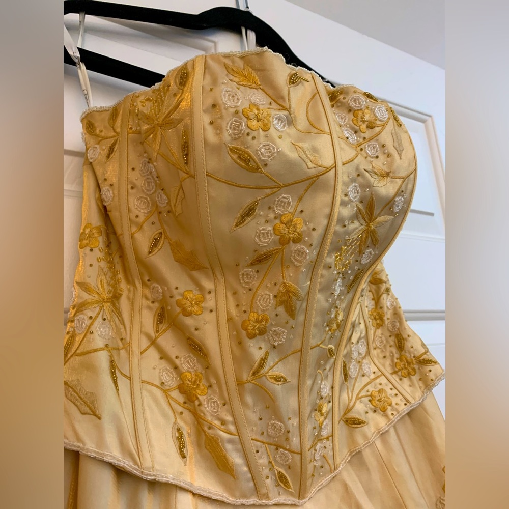 BRAND: Chicas ITEM: Golden Yellow Corset Dress MATERIAL: Polyester SIZE: Medium